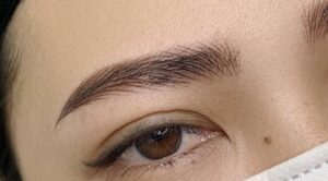 Phun chân mày giá bao nhiêu phụ thuộc vào những yếu tố nào?