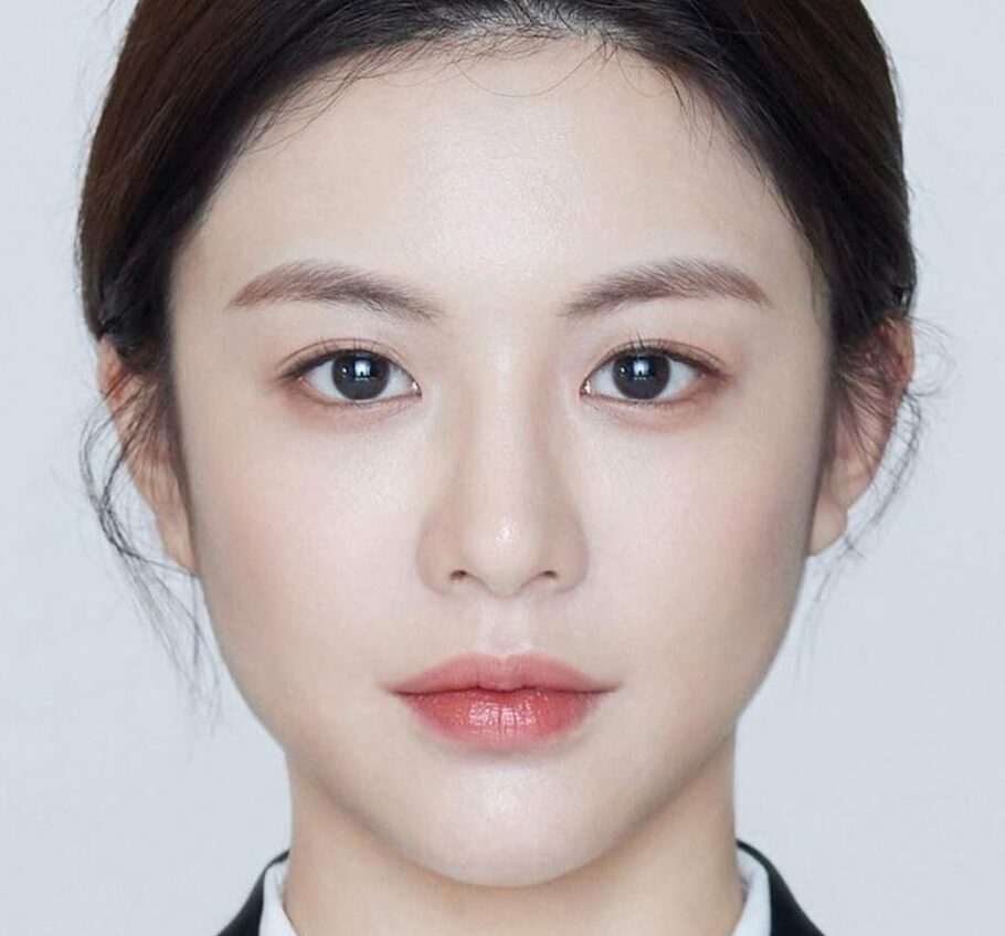 Phun chân mày giữ được bao lâu? Yếu tố quyết định độ bền màu sau phun 1 Phun chân mày giữ được bao lâu? Yếu tố quyết định độ bền màu sau phun