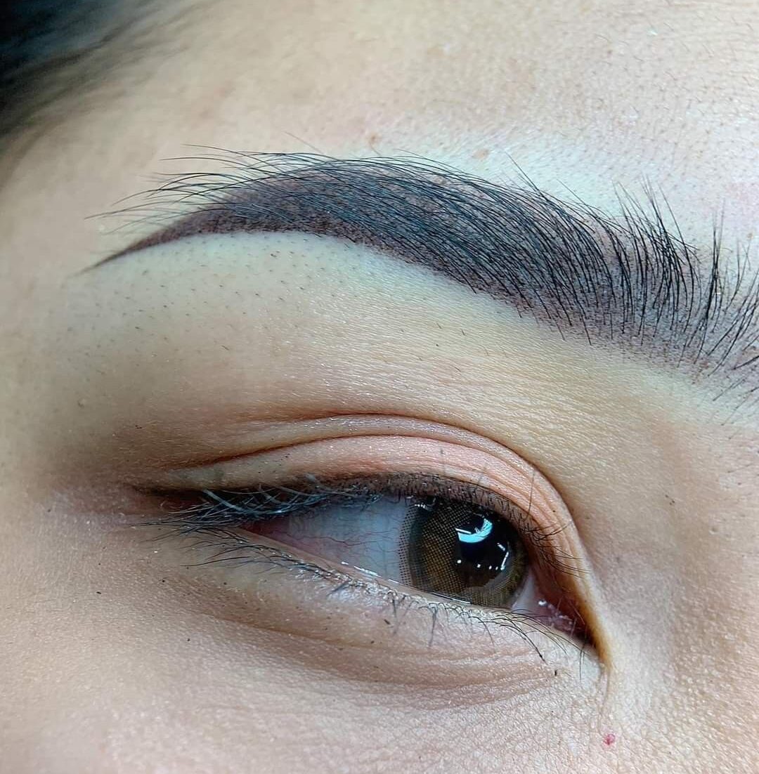 Phun mày chạm hạt nano: Ưu điểm & kỹ thuật lên màu mềm mại tự nhiên 1 Phun mày chạm hạt nano: Ưu điểm & kỹ thuật lên màu mềm mại tự nhiên