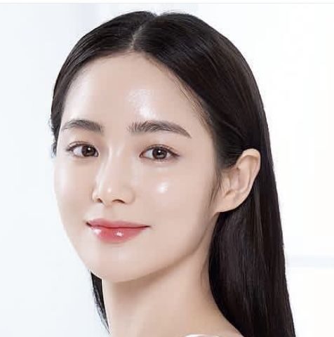 Phun mày cho người da dầu: Vì sao khó bám màu và giải pháp hiệu quả