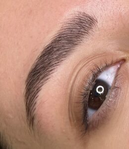 Phun mày sợi hay ombre shading phù hợp với gương mặt bạn?