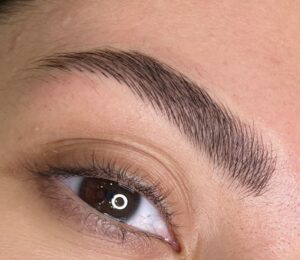 Phun mày sợi hay ombre shading phù hợp với gương mặt bạn?