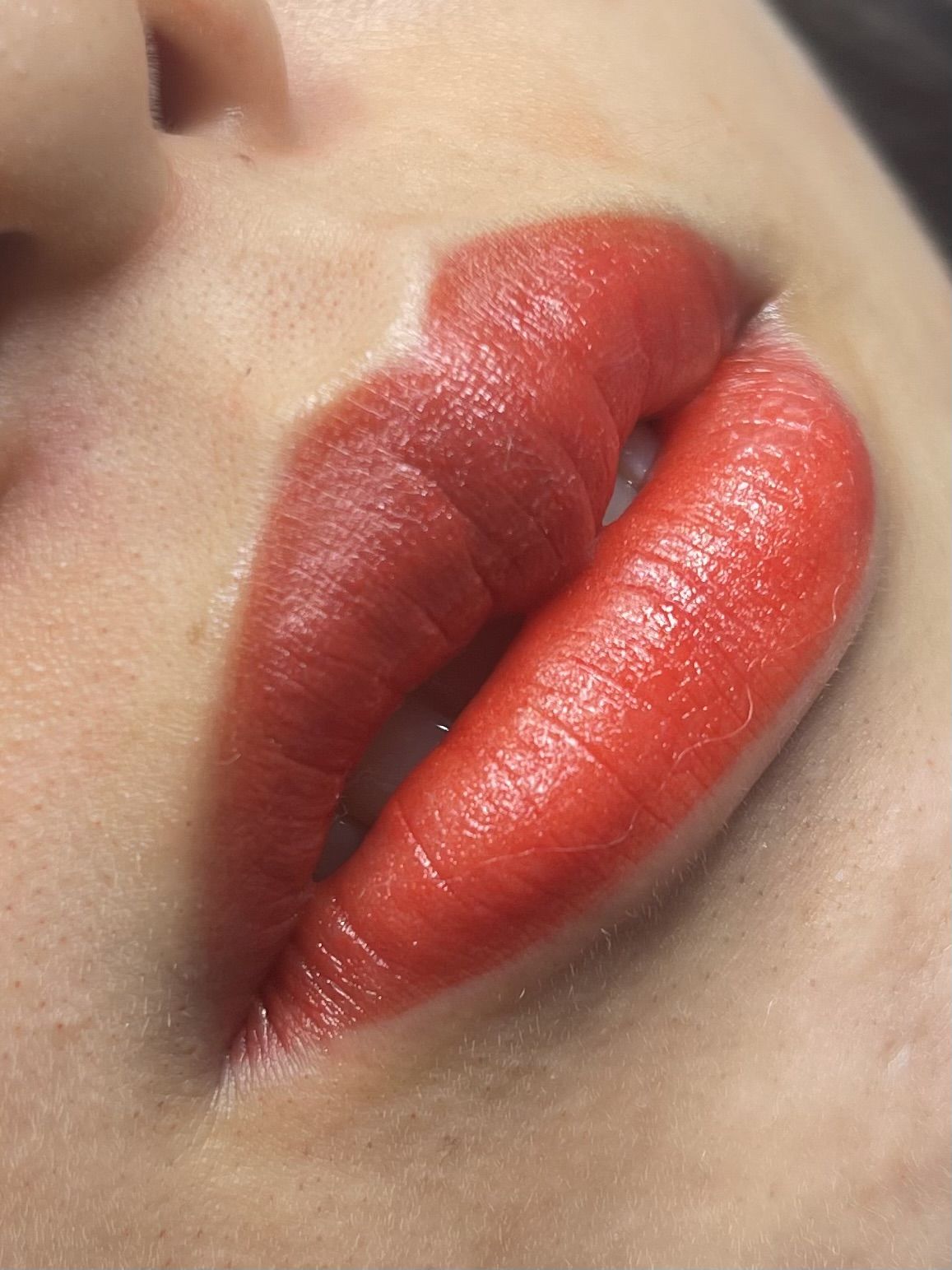 Phun xăm môi: Những điều bạn cần biết trước khi làm