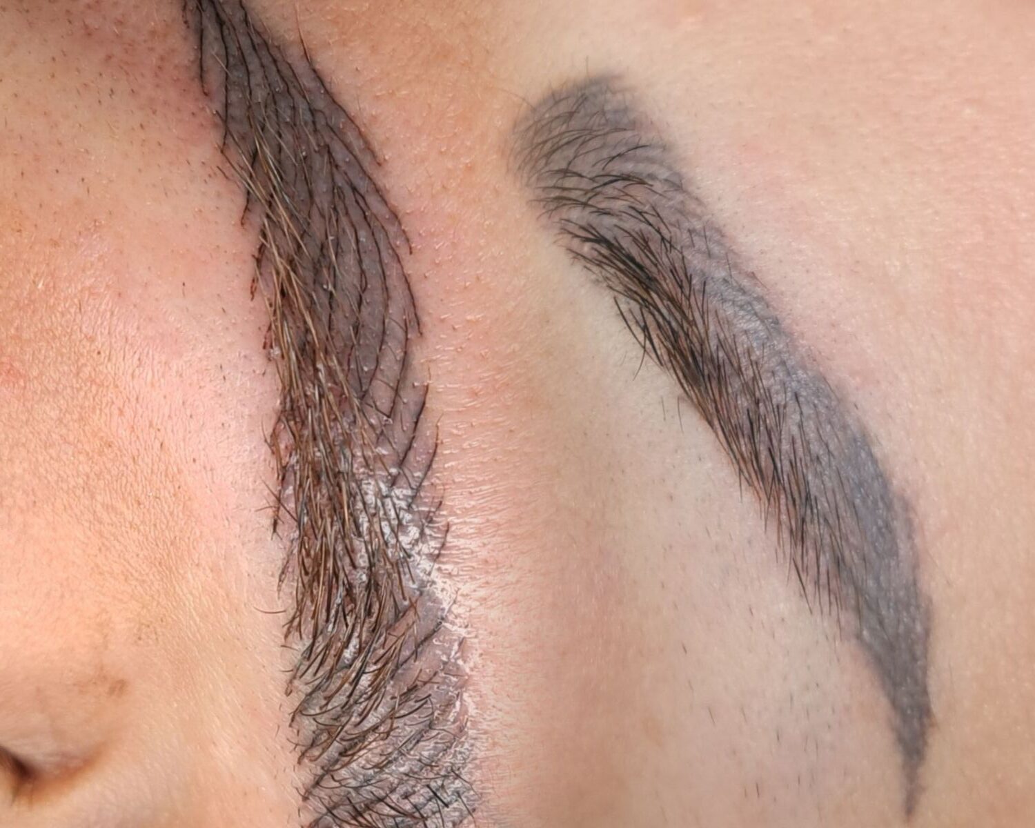 Điêu khắc chân mày Hairstroke là gì? Có phù hợp mọi khuôn mặt 2 Phun xăm thẩm mỹ là gì? Tất tần tật những điều bạn cần biết