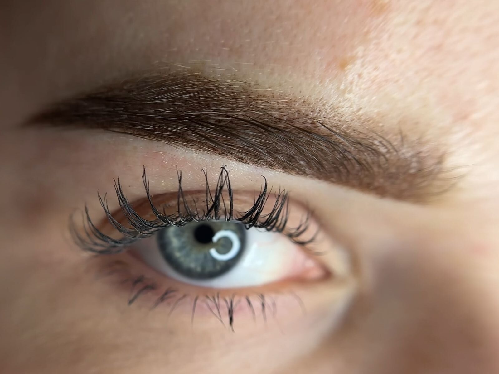 Quá trình hồi phục sau phun xăm diễn ra như thế nào từ ngày 1–7?