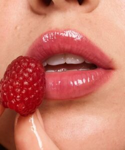 Quy trình phun môi an toàn: Giải pháp cho môi thâm và khó lên màu