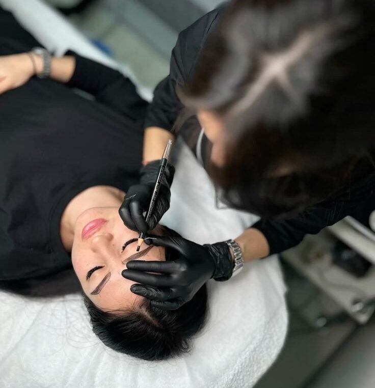 Mẹo phun xăm không đau – Giảm sưng, lên màu đẹp hơn 2 Review phun xăm thẩm mỹ: Có đáng đầu tư cho vẻ đẹp lâu dài?