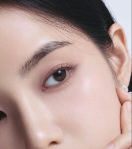 So sánh phun chân mày Ombre vs phun chân mày sợi – Nên chọn kiểu nào?