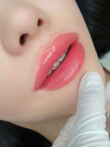 Màu môi trendy 2026: gợi ý cho mỗi tone da 5 Bao lâu thì đi dặm lại sau phun môi? Tiết kiệm mà vẫn đẹp