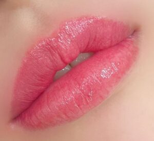 Tại sao cùng một màu mực nhưng mỗi người lên màu khác nhau?