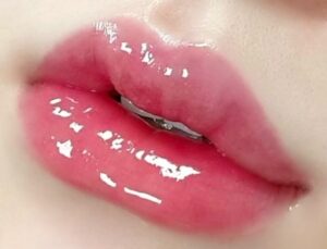 Các dấu hiệu cho thấy môi đang lành tốt sau khi phun xăm?