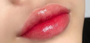 Sau phun môi, nên uống gì/kiêng gì để màu lên chuẩn?