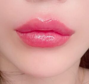 Phun môi màu hồng rose: tone hồng hiện đại giúp gương mặt tươi tắn hơn