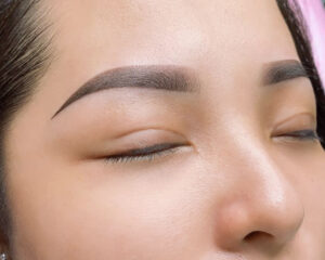 Mất niềm tin vào phun xăm thẩm mỹ: cách chọn spa an toàn ngay từ đầu