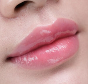 Phun môi có thật sự lên màu theo cơ địa