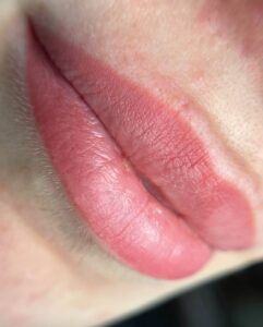 Bảng giá phun môi và phun môi Nano cập nhật 2026 – Giá rẻ mà chuẩn