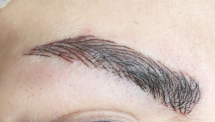 Phun xăm mày có đau không? Bí quyết giảm sưng sau khi phun