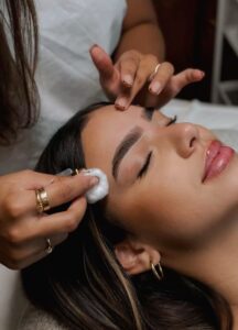 8 tiêu chí chọn địa chỉ phun xăm thẩm mỹ uy tín và an toàn