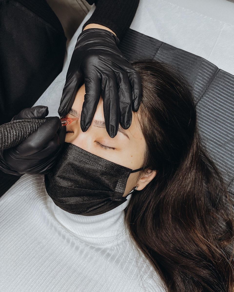 Kinh nghiệm chọn cơ sở phun xăm uy tín để tránh tiền mất tật mang