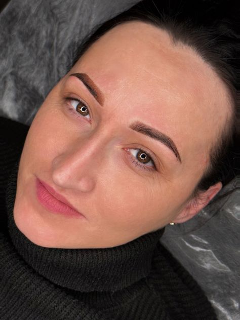 Phun xăm chân mày giữ được bao lâu? Giải đáp chi tiết từ chuyên gia